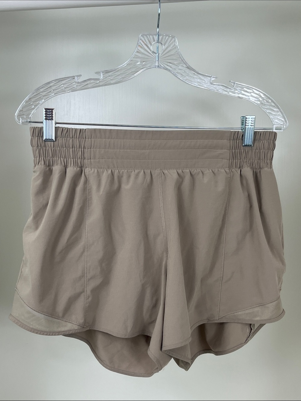 Lululemon Hotty Hot High-Rise Lined Shorts 4”